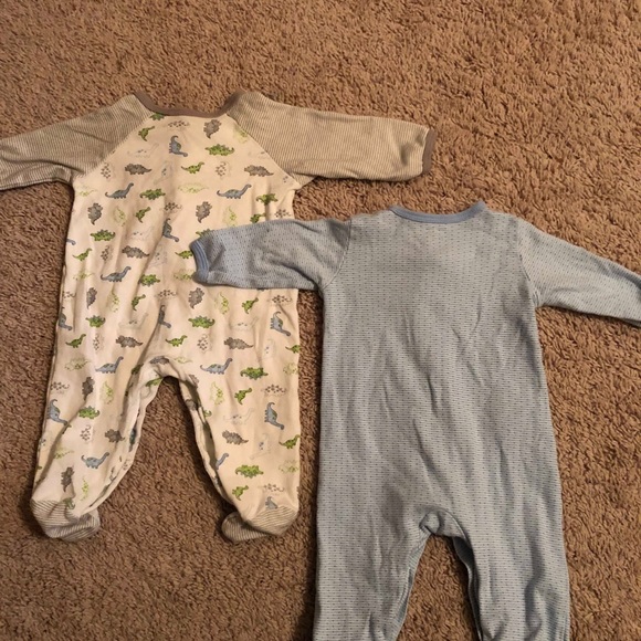 Little me sleepers 6 months - Picture 3 of 3